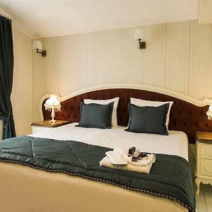 Triple Room Balcony